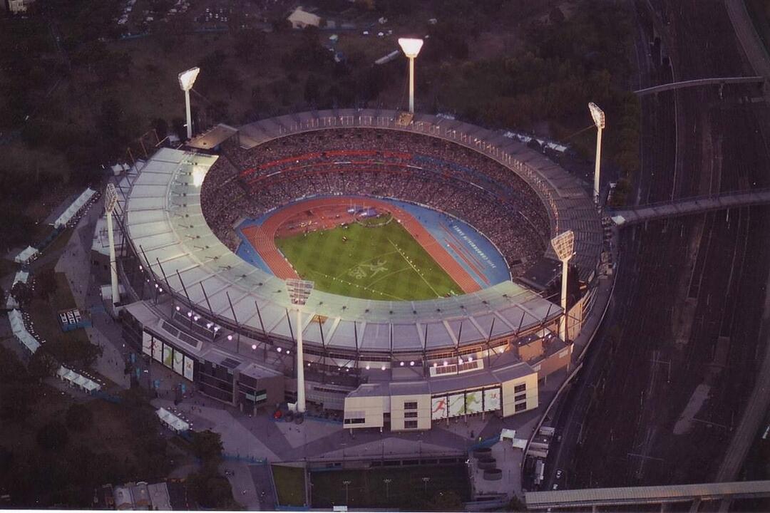 Sports Lovers Tour Featuring MCG Melbourne VIC