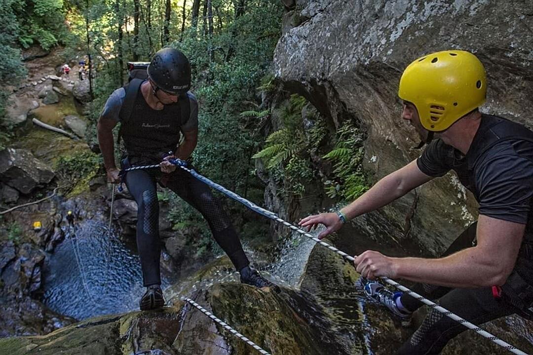 Abseiling and Canyoning 2-in-1 Beginner Combo - Gift Voucher or Instant Booking - Katoomba NSW