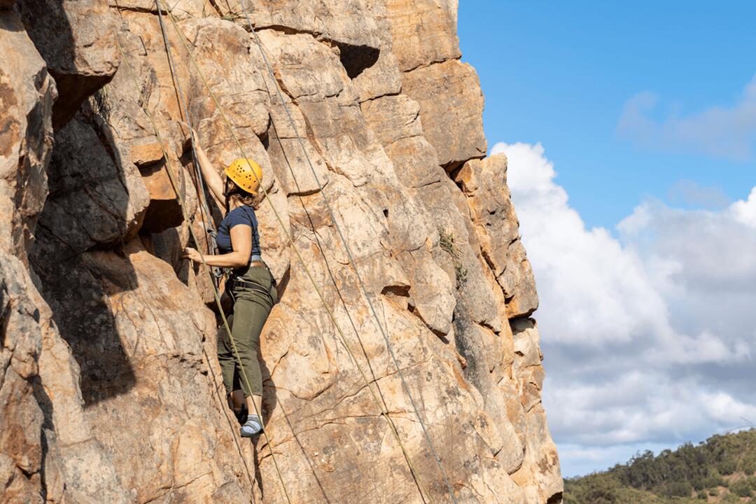 Rock Climb and Abseil at Onkaparinga Blewitt Springs SA