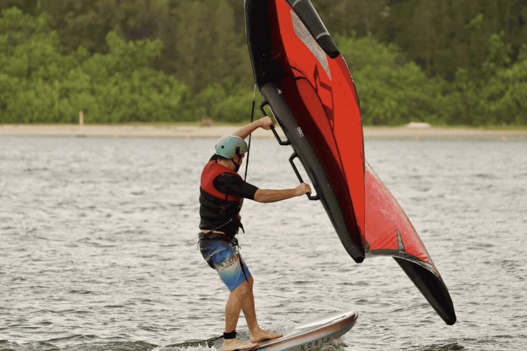 Learn Wing Foiling Gift Voucher - Broadbeach QLD