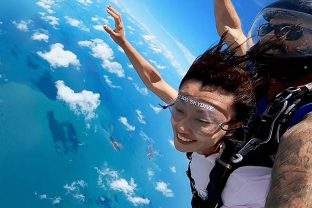 Tandem Skydive in Cairns, Self Drive - Gift Voucher or Instant Booking - Cairns Regional QLD