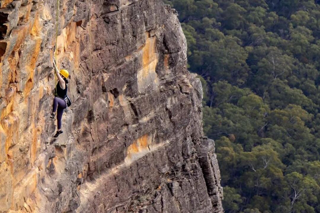 Full Day of Rock Climbing in the Blue Mountains - Gift Voucher or Instant Booking - Katoomba NSW