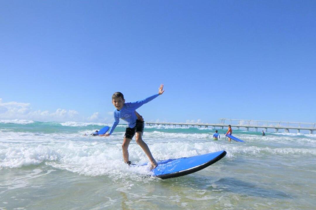 Beginner Surfing, 5 Student Sessions - Gift Voucher or Instant Booking - Main Beach QLD