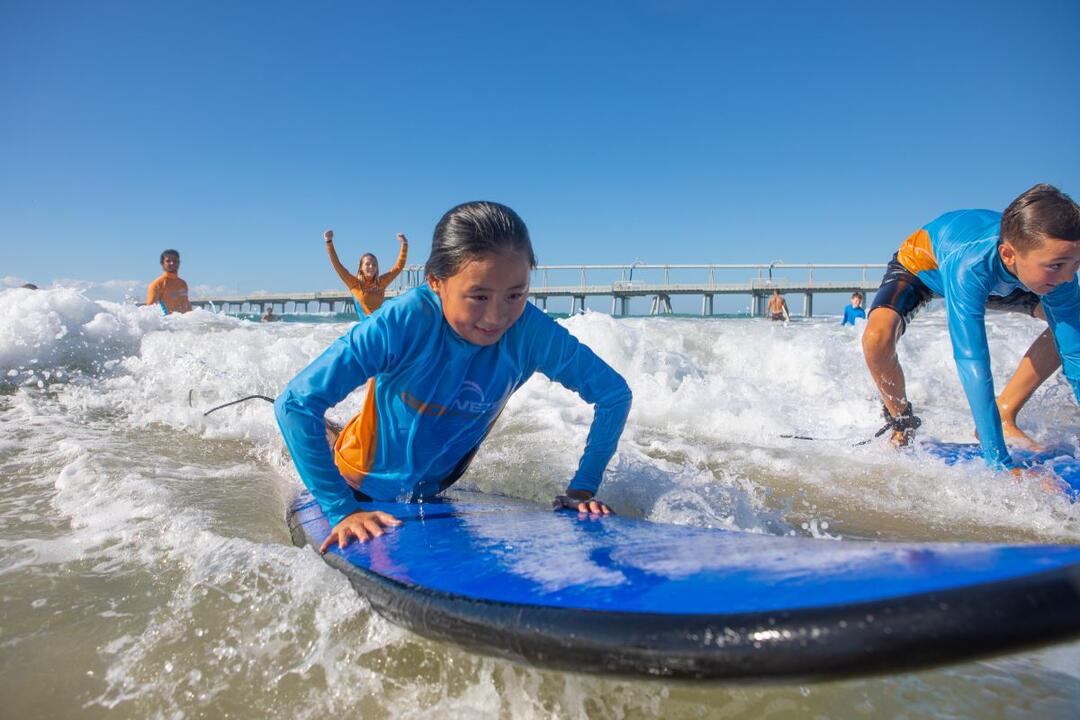 Family Oriented Introduction to Surfing Instant Booking - Main Beach QLD