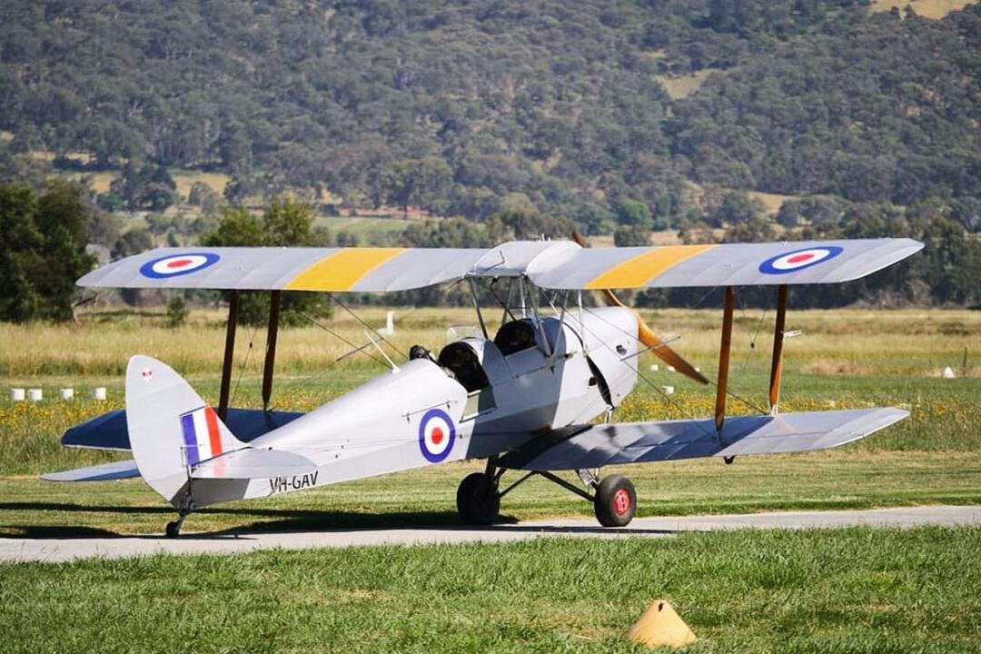 Yarra Valley Scenic Flight with Light Aerobatics Yering VIC