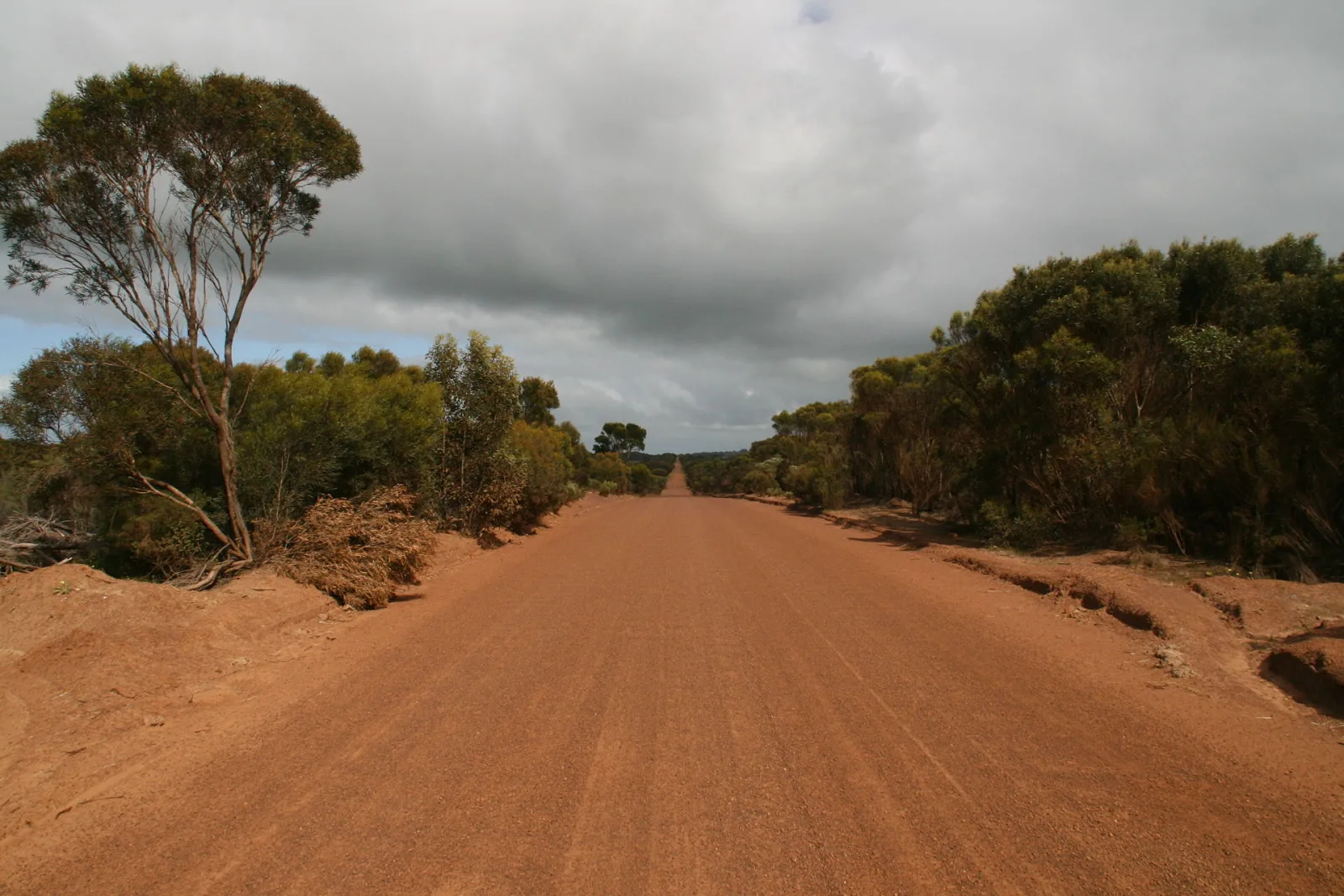 Gravel roads on Kangaroo Island.