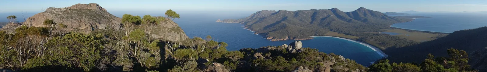 Wineglass Bay seen from Mount Amos at Freycinet National Park (Tasmania).